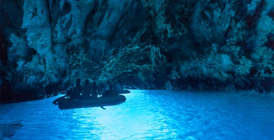 Visit to the blue cave of Bisevo