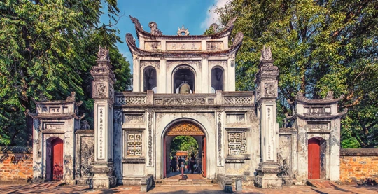 Visite du temple de la Littérature