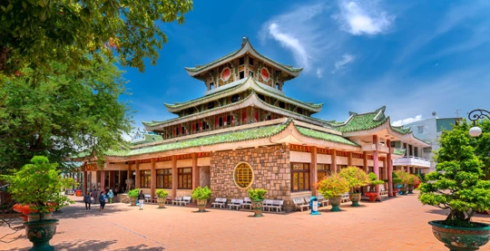 Visite du temple Ba Chua Xu