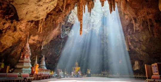 Visita a la cueva de Khao