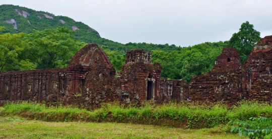Visita un villaggio Chham