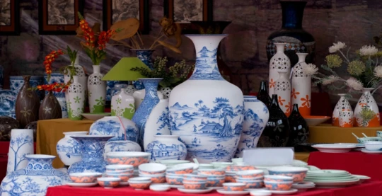 Visit to Bat Trang ceramic village
