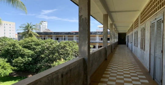 Visite du musée Tuol Sleng