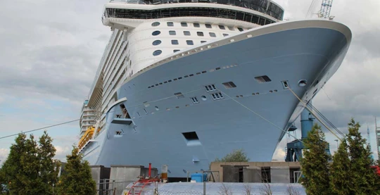 Guided tour of Meyer Werft shipyard in Papenburg