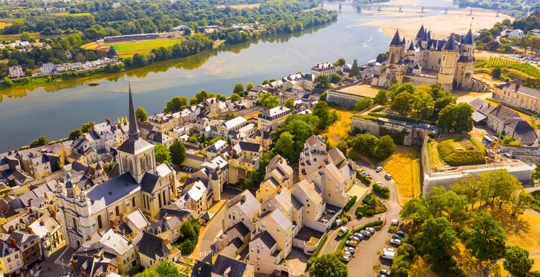 Survol en hélicoptère : la Loire vue du ciel