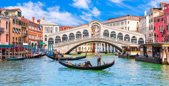 Gourmet stroll in Venice and its hidden quarters