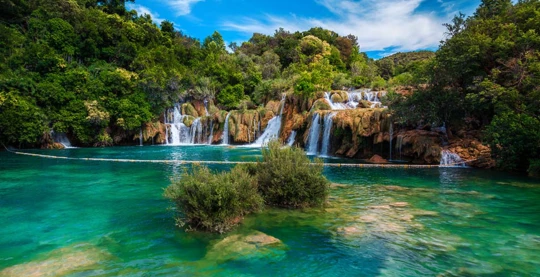 Senderismo en las cataratas de Krka