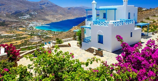 Promenade dans le village d’Amorgos