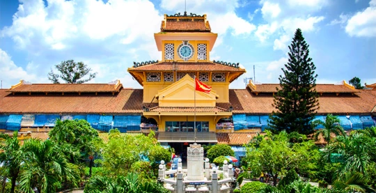 Besuch des Marktes von Binh Tay