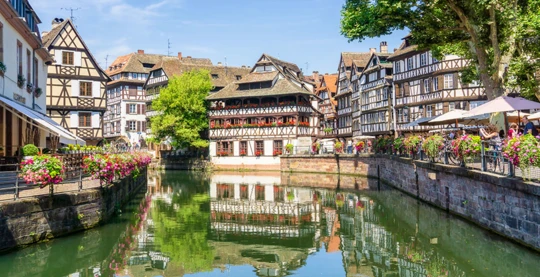 Flânerie sur les canaux de Strasbourg