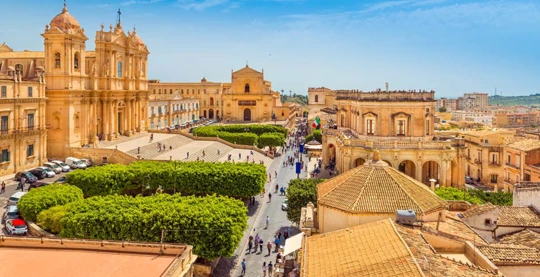 A visit to Noto