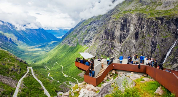 Tour panoramique en bus sur la Route des Trolls