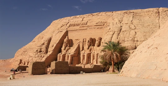 Excursión en autobús a Abu Simbel y visita a los famosos templos rupestres