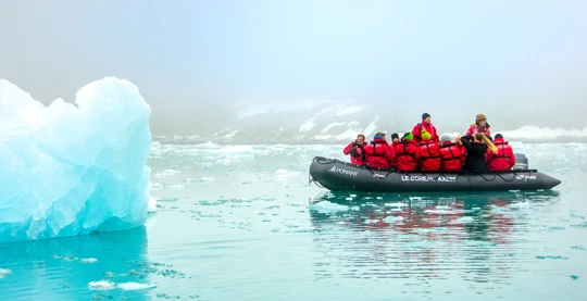 Aventura en los fiordos en un barco semirrígido