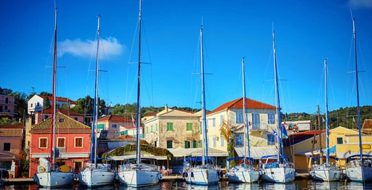 Visite de l'une des trois villes principales - Gaios, Loggos ou Lakka