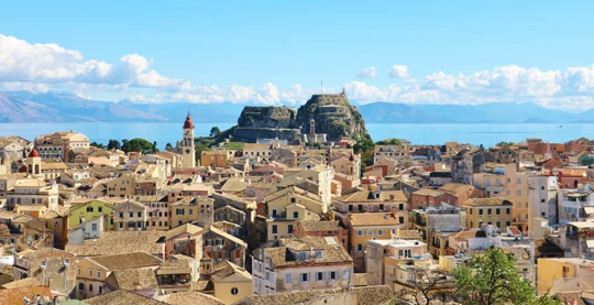 Promenade dans la vieille ville de Corfou