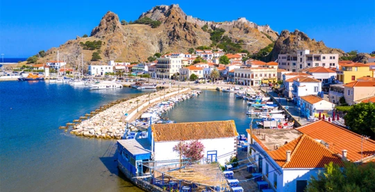 Château de Myrina et site préhistorique