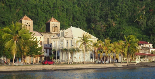 Am Fuße des Vulkans: Martinique verführt mit seiner Kolonialstadt Saint-Pierre