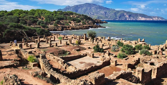 Les sites historiques d'Alger : la Casbah d’Alger et Tipasa