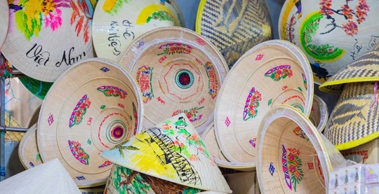 Balade en trishaw jusqu'aux ateliers d'artisans