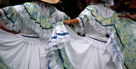 Performance exclusive de Cumbia