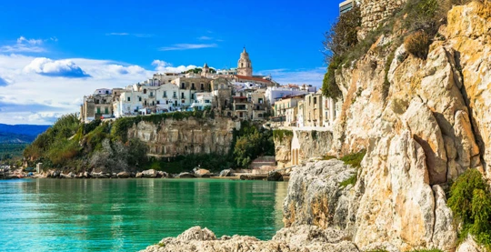 Une escale dans les Pouilles avec la charmante ville de Vieste