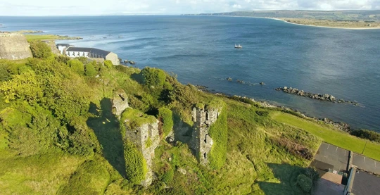 Une escale inédite à Greencastle, porte d’entrée vers la sauvage péninsule d’Inishowen