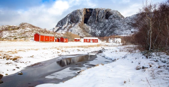 Torghatten – A Twilight Walk Among Myths and Geology