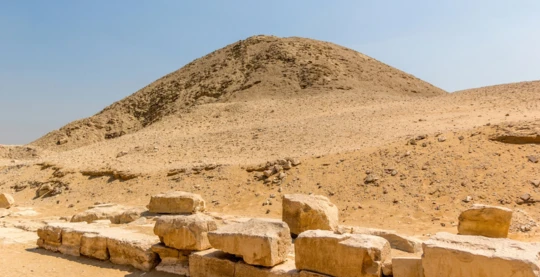 Visite de la pyramide de Teti