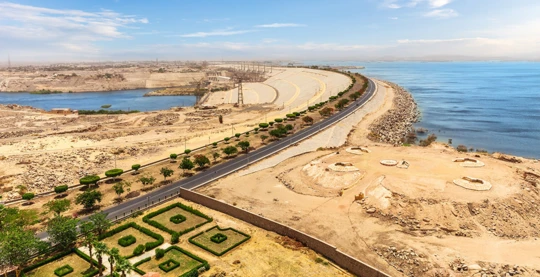 Visite du haut barrage à Assouan