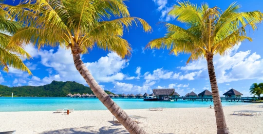 Freier Besuch des Dorfes Vaitape