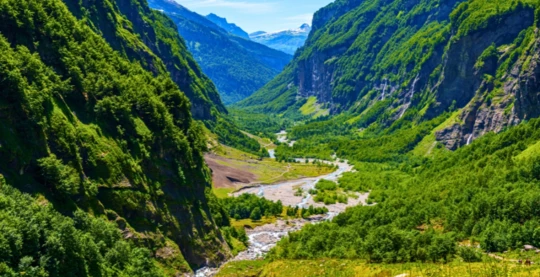 Randonnée vers le cirque du Bout du Monde