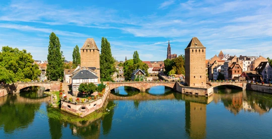 Strasbourg panoramique par terre et par eau