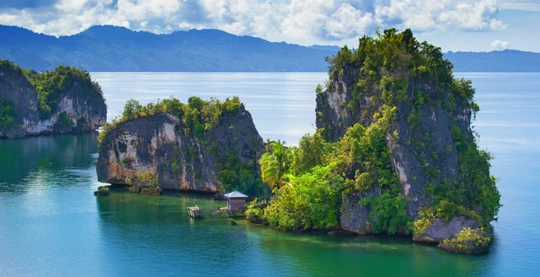 Excursion en annexe dans la baie de Kabui