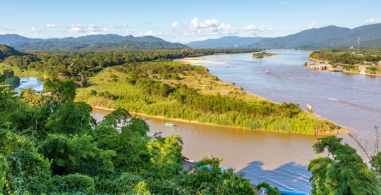 Navegar en el corazón del Triángulo de Oro