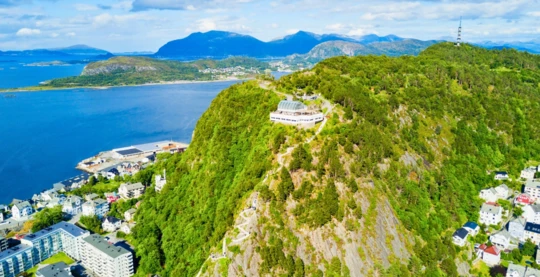 Busausflug zum Berg Askla