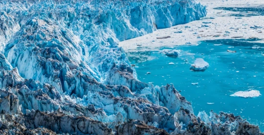 Mini randonnée de 45 minutes vers le glacier de Seermermiut (environ 1h30) (soumise aux conditions météorologiques - nombre de places limité)