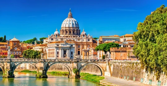 Full-day excursion with lunch in Rome