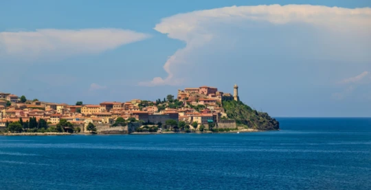 Day trip with lunch to the island of Elba