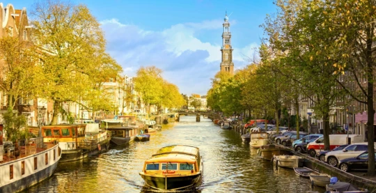 Crucero por los canales de Ámsterdam