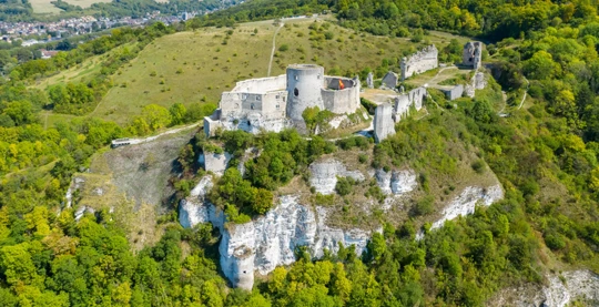 Les Andelys: Château Gaillard & Farm Visit