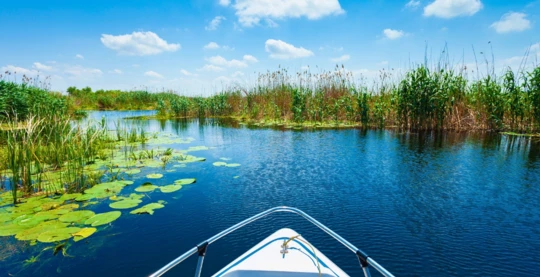 Rumänisches Donaudelta ausschließlich mit kleinen Booten
