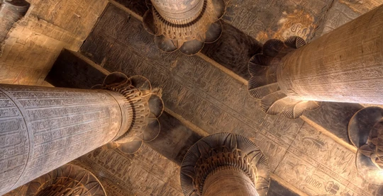 Visite du temple du dieu Khnoum