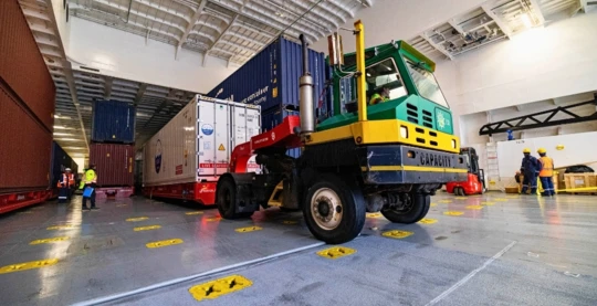 Technical visits and observation of maneuvers