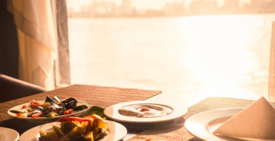 Dîner de luxe sur le Nil