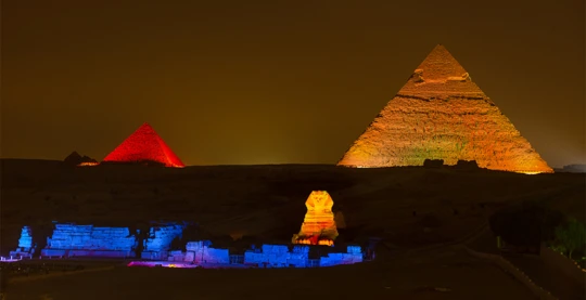 Spectacle de son et lumière aux pyramides de Gizeh