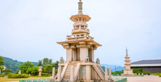 Découverte des pagodes Dabotap et Seokgatap