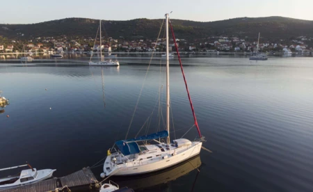 Oceanis Clipper 393