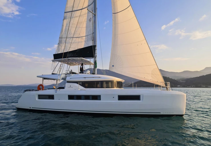 Lagoon 50 Hafen von Lefkada | JUPITER