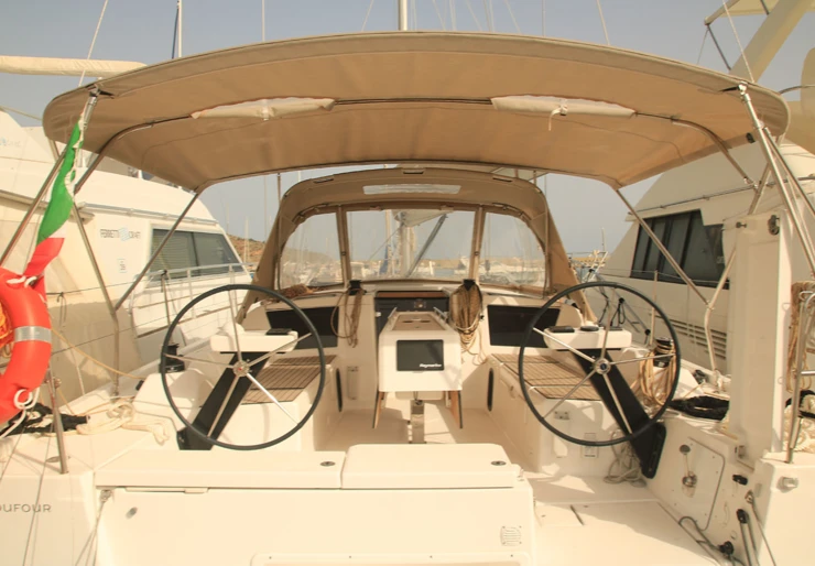 Dufour 390 GL Castellammare del Golfo | Dili